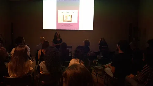 auditório do MAES durante a palestra